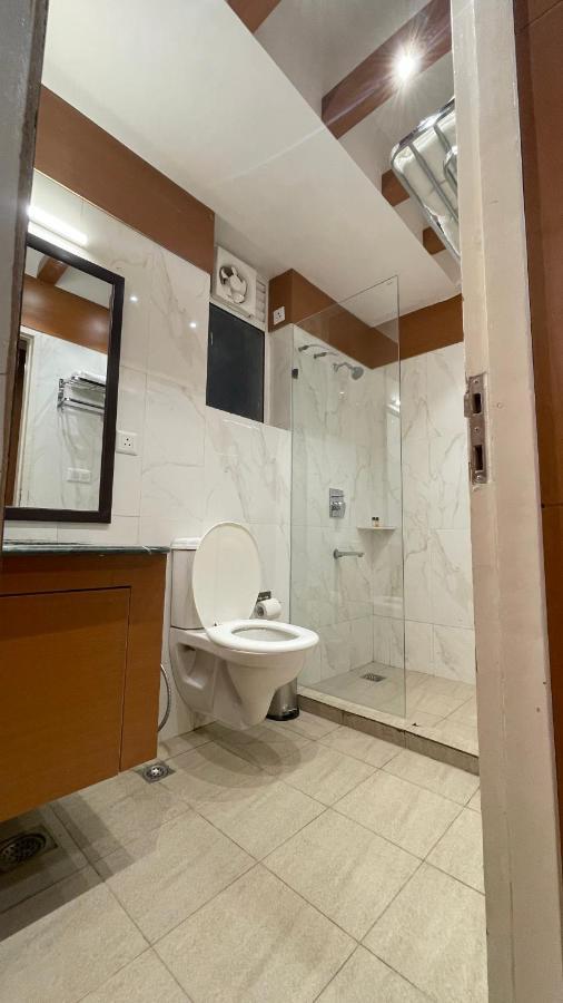 Апарт готель Neel Skye - Couple Friendly - Dlf My Pad, Gomtinagar , Лакхнау Екстер'єр фото